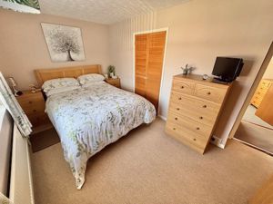 Bedroom- click for photo gallery